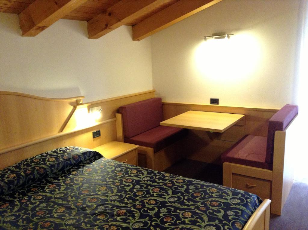 Hotel Ai Pini Vigo di Fassa Luaran gambar