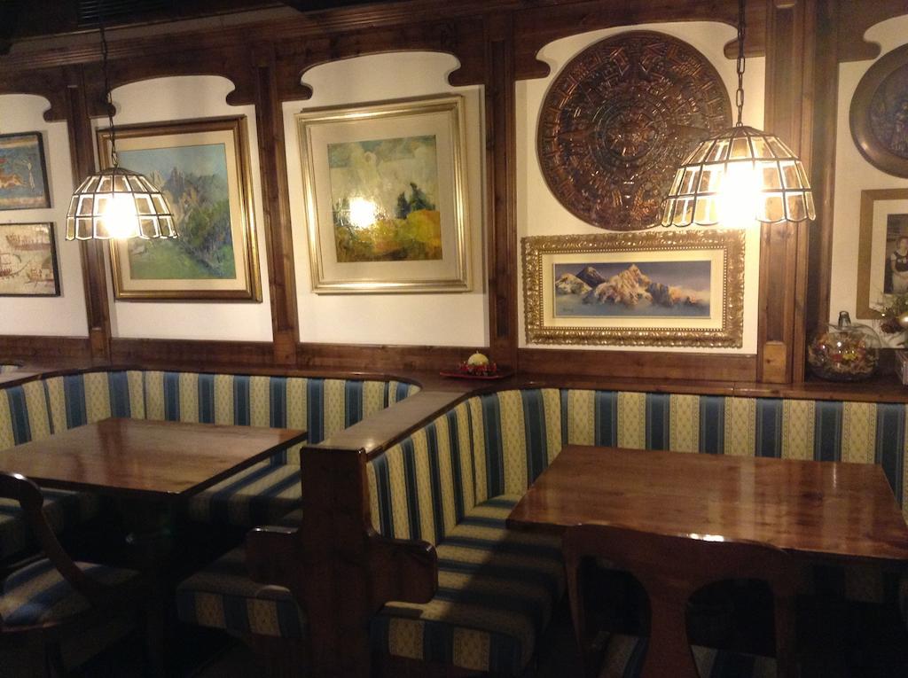 Hotel Ai Pini Vigo di Fassa Luaran gambar