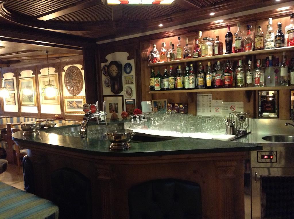 Hotel Ai Pini Vigo di Fassa Luaran gambar