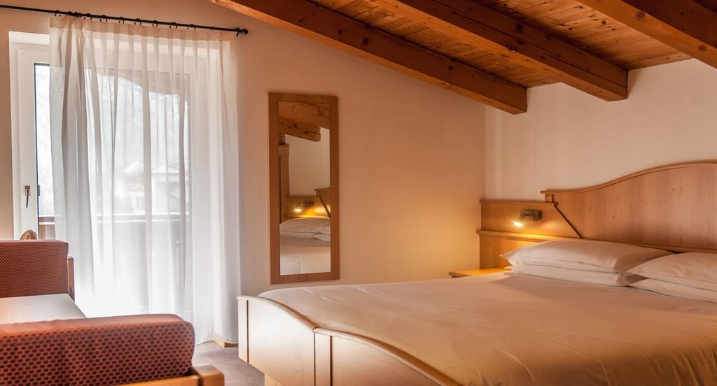 Hotel Ai Pini Vigo di Fassa Luaran gambar