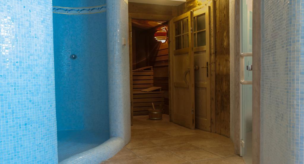 Hotel Ai Pini Vigo di Fassa Luaran gambar