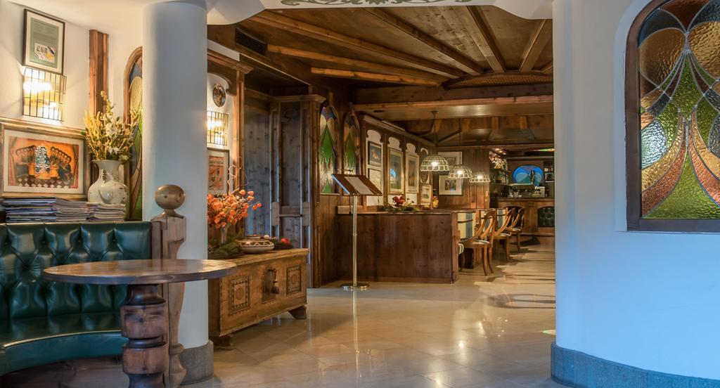 Hotel Ai Pini Vigo di Fassa Luaran gambar