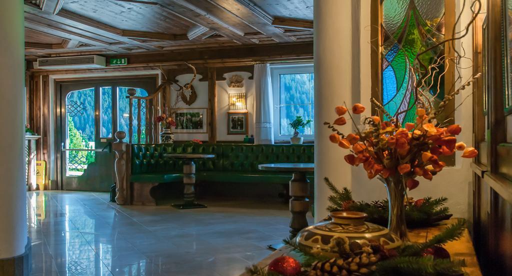 Hotel Ai Pini Vigo di Fassa Luaran gambar